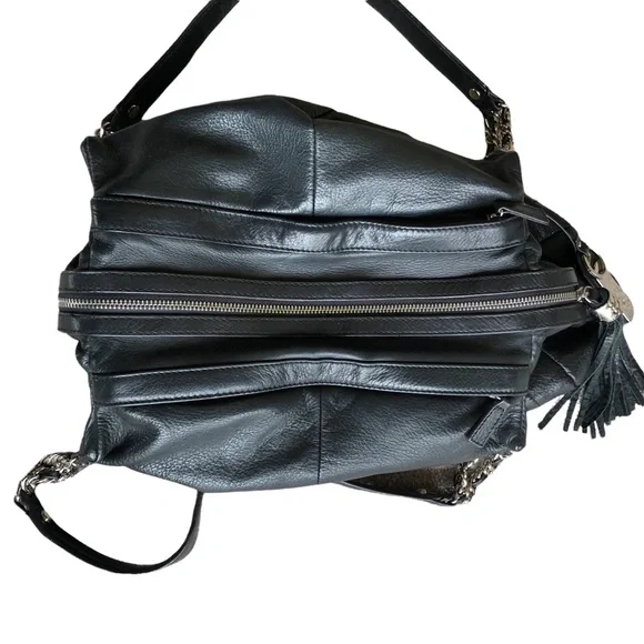 B. Makowsky Black, butter soft handbag - Picture 6 of 11